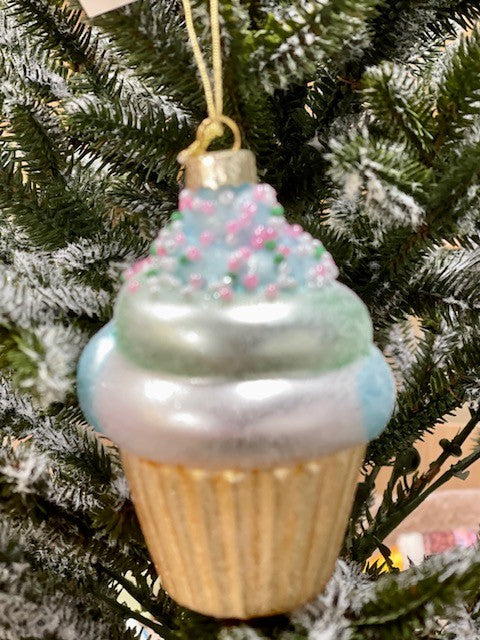 CUPCAKE MINT SWIRL ORNAMENT - JQAM067