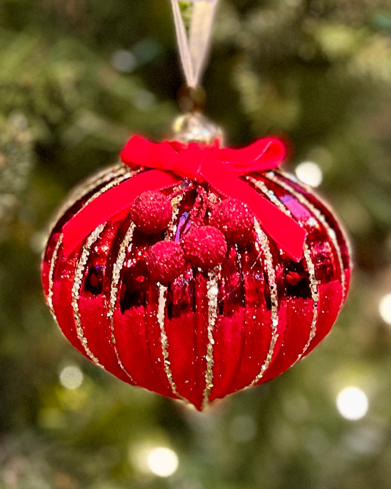 RED WITH GOLD RIBBED GLASS ONION HANGING ORNAMENT JQAM210