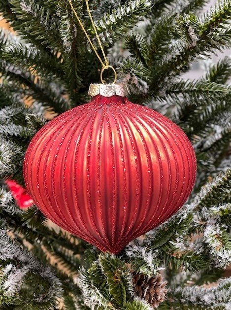 RED RIBBED ONION HANGING ORNAMENT JQAM387