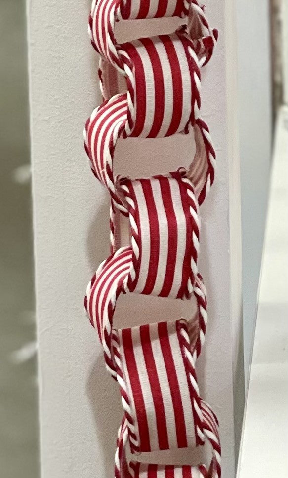 RED WHITE TICKING PAPER CHAINS JXG045