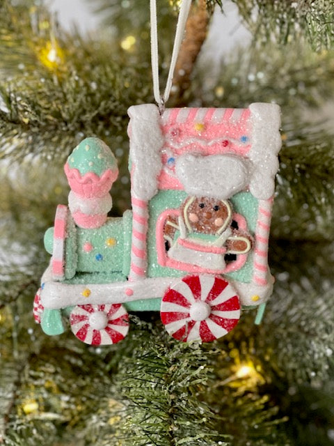 GINGERBREAD CHEF TRAIN HANGING ORNAMENT BXB020