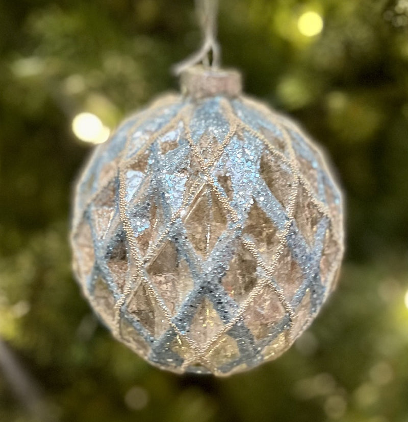 SILVER BLUE HONEYCOMB ROUND ORNAMENT MA034