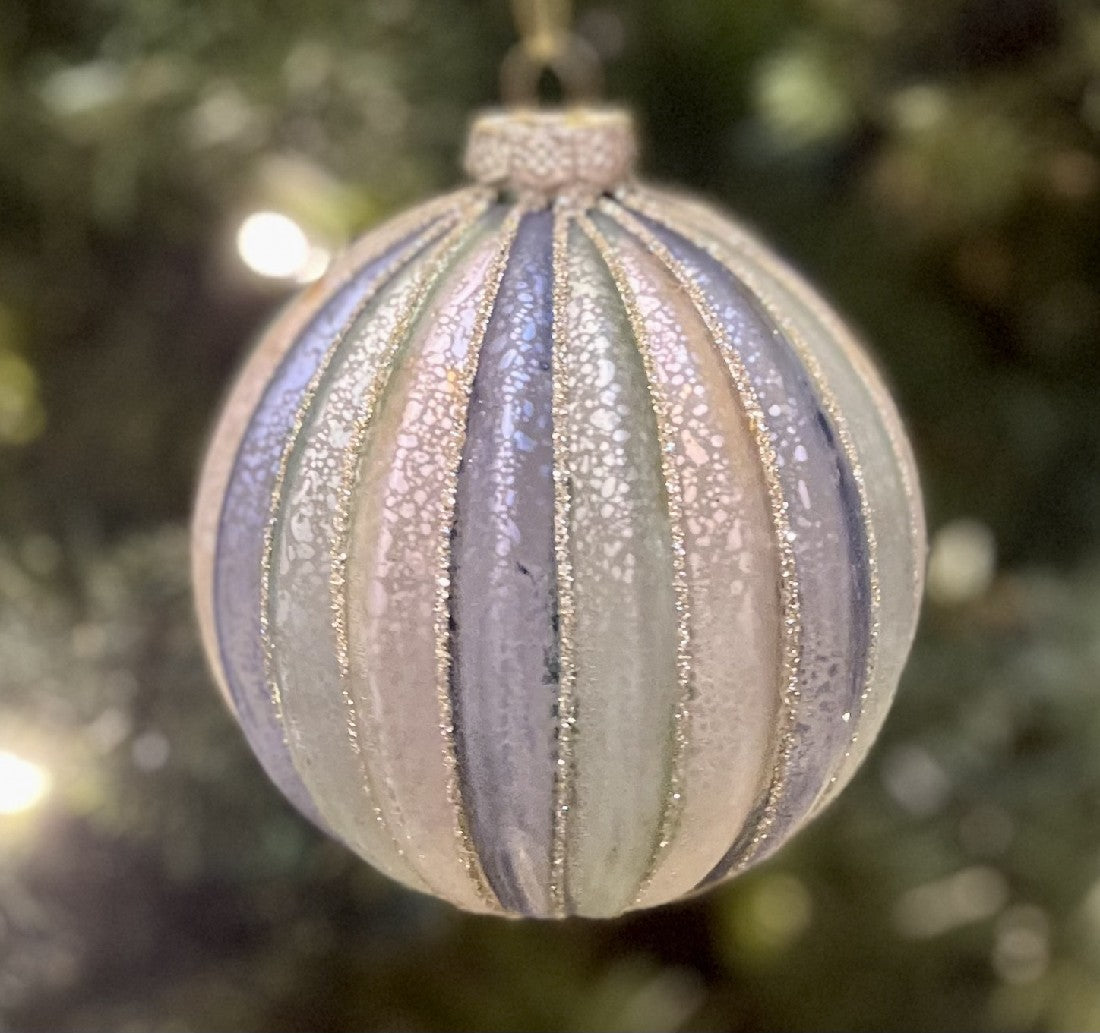 BLUE GREY ROUND ORNAMENT MA039