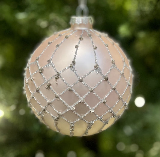 PINK FINE DESIGN ROUND ORNAMENT MA073
