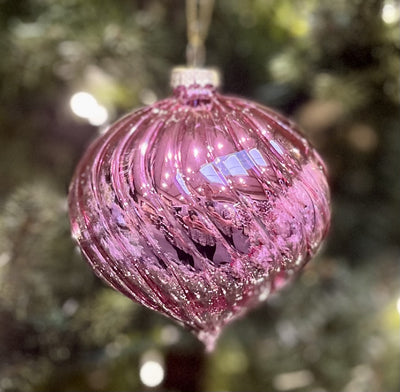 SHINY PINK ONION ORNAMENT MA158