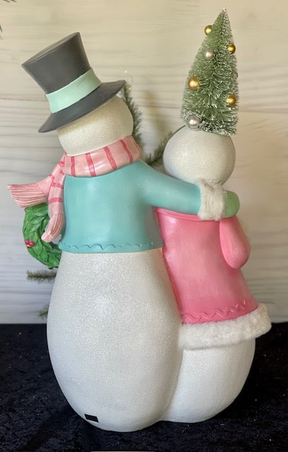 VINTAGE SNOWMAN COUPLE MT065 (pick up in store only)