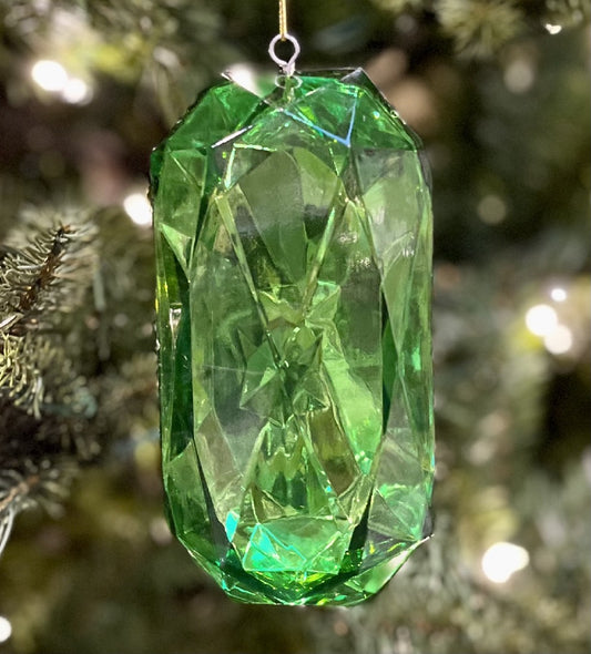 LARGE GREEN EMERALD CUT ORNAMENT MZ010