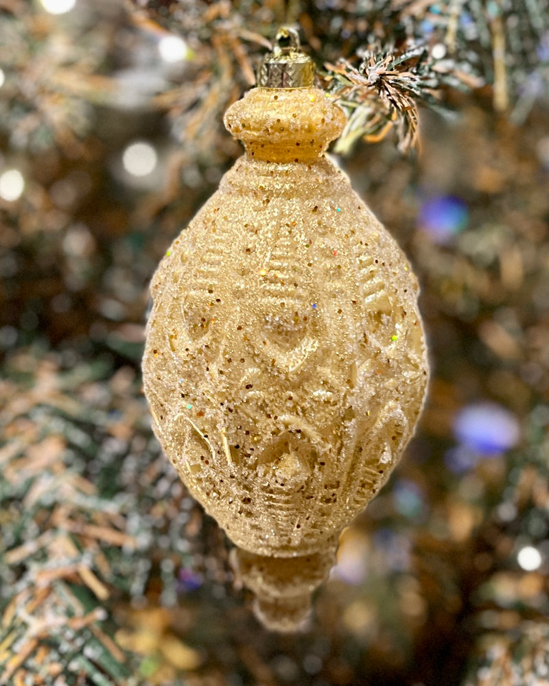 METALLIC GOLD INTRICATE TEARDROP ORNAMENT CXZ044