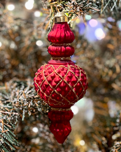 MATTE RED QUILTED GLASS FINIAL ORNAMENT DXR004