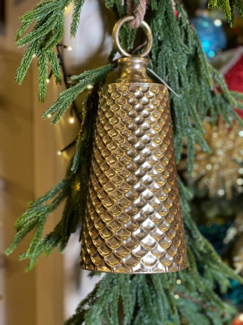 EMBOSSED GOLD LONG BELL DCH020