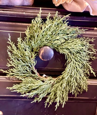 25CM SIMPLE CYPRUS WREATH DCP006