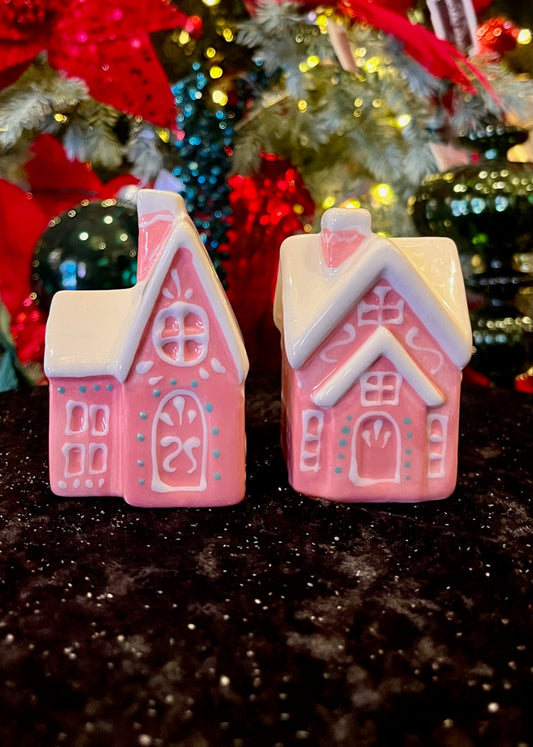 CERAMIC PINK HOUSE SALT AND PEPPER SHAKERS ECV004
