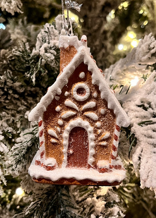 PIPED GINGERBREAD HOUSE WITH CHIMNEY HANGING ORNAMENT ECS020C