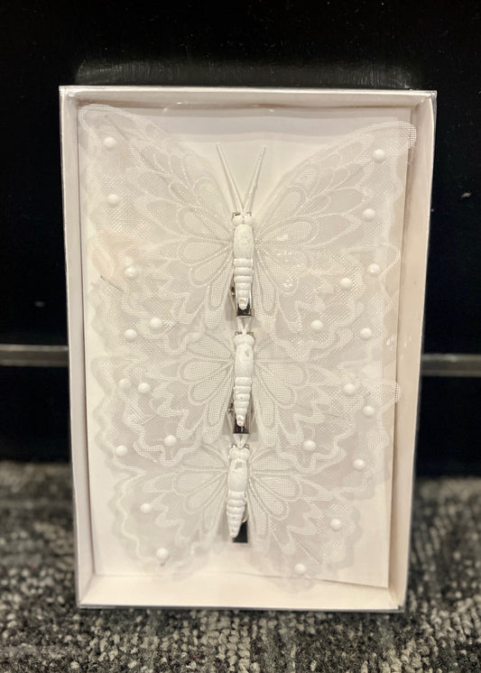 3 PACK WHITE PEARL CLIP ON BUTTERFLIES ECY006