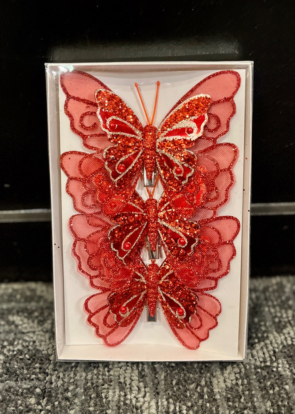 3 PACK RED EMBELLISHED CLIP ON BUTTERFLIES ECY036