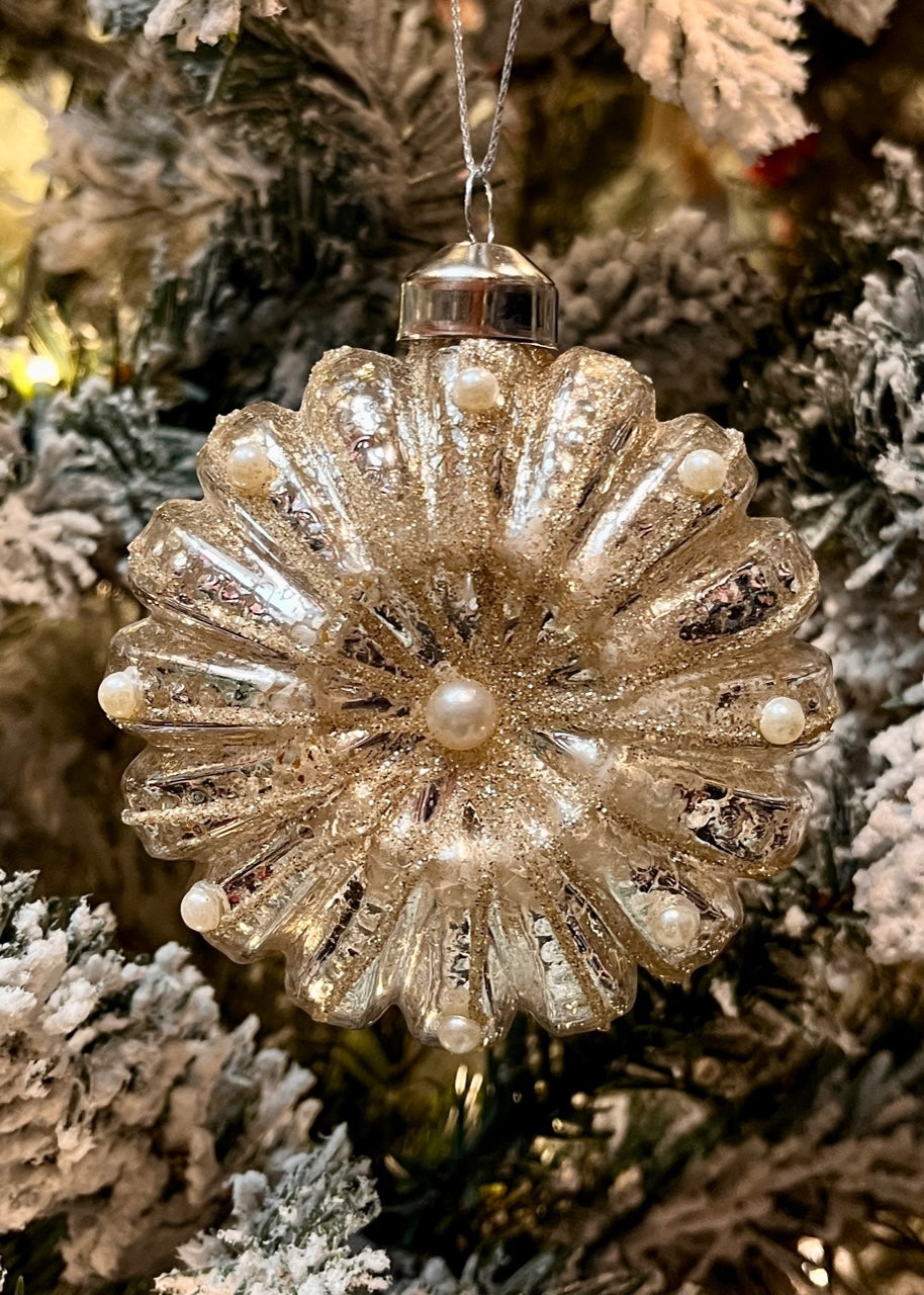 ROUND IVORY MERCURY GLASS ORNAMENT ECI050A