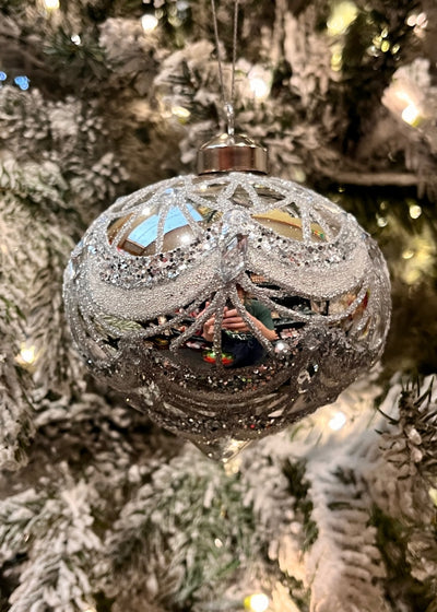 SILVER BEADED VICTORIAN ONION GLASS ORNAMENT ECI065