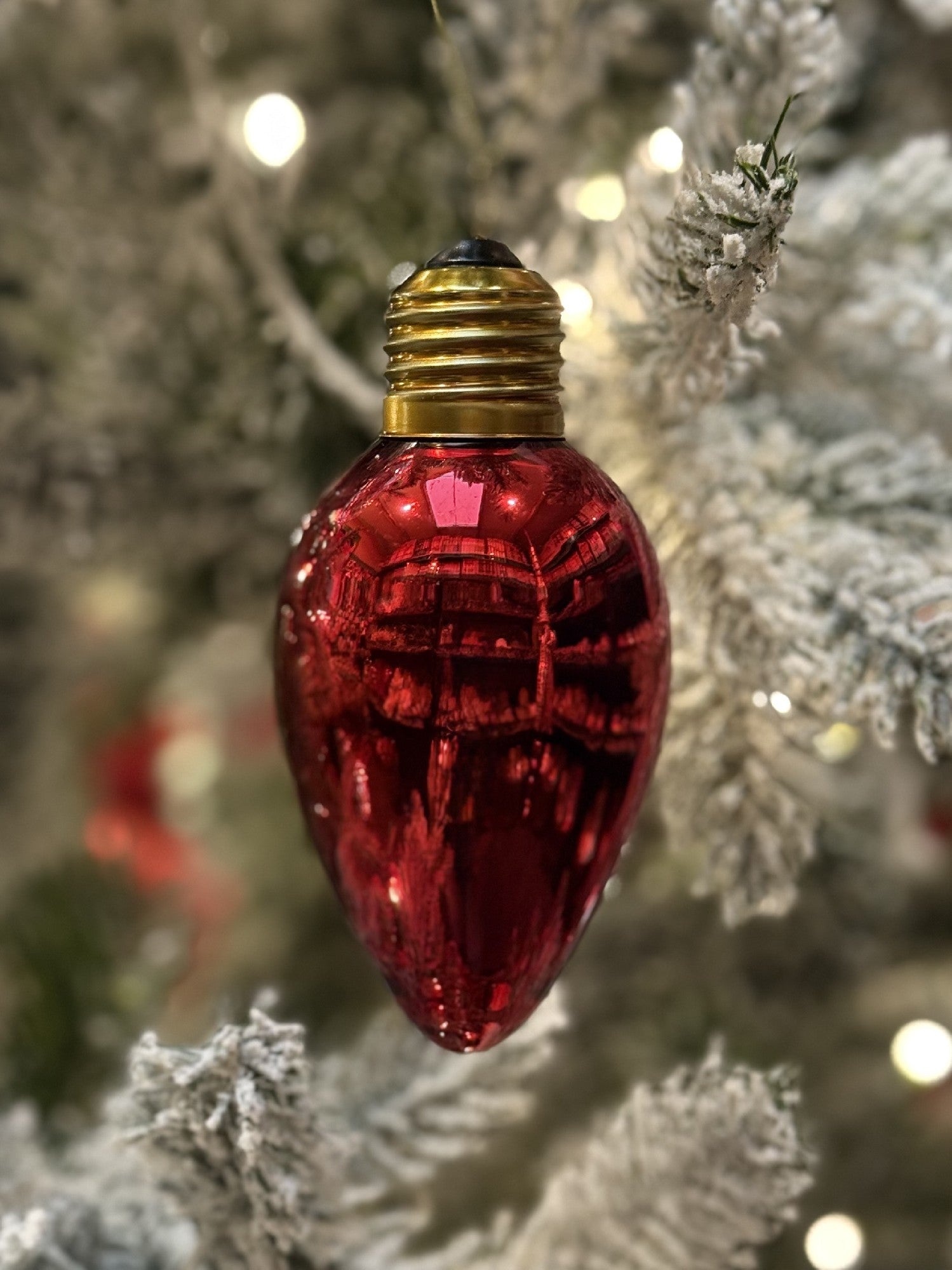 RETRO RED BULB ORNAMENT ECI186