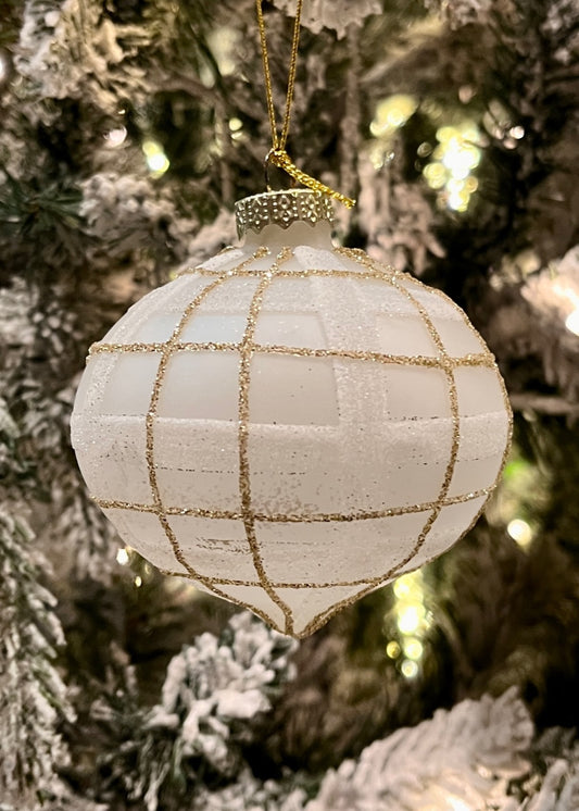 WHITE TARTAN ONION BAUBLE EXR043