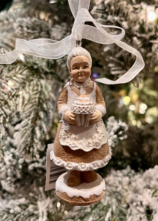 GINGERBREAD MRS CLAUS ORNAMENT EXJ011B
