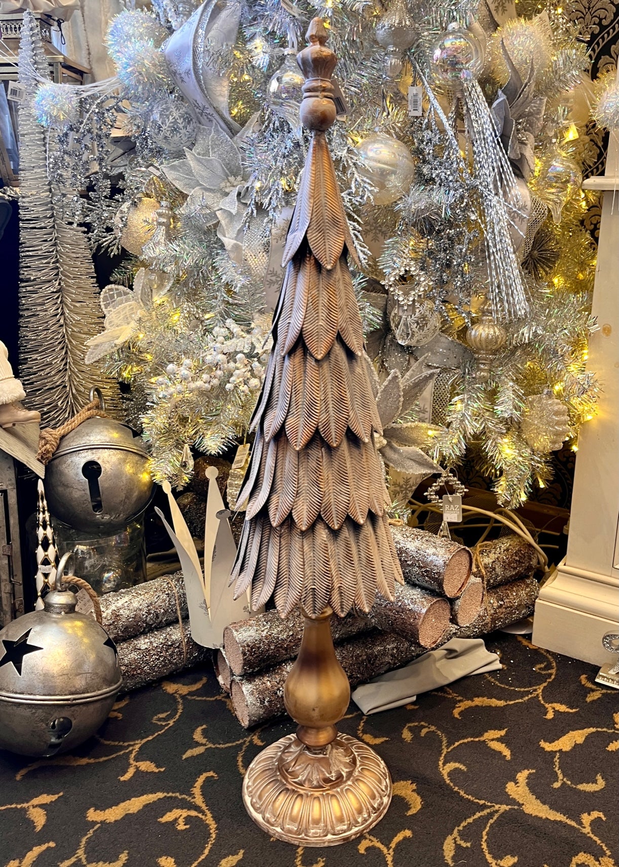 5 TIERED RUSTIC IRON CHRISTMAS TREE
