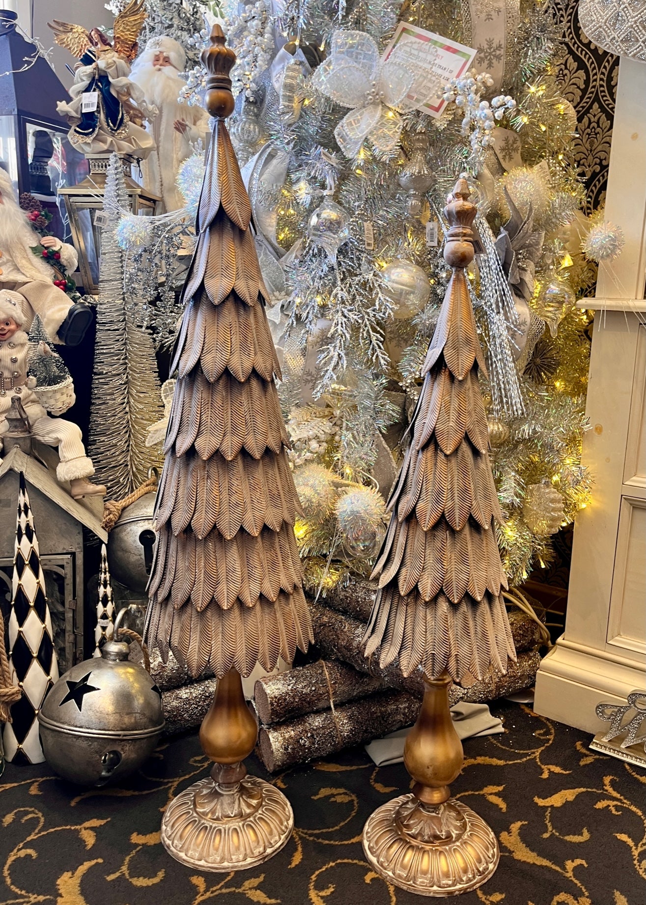 5 TIERED RUSTIC IRON CHRISTMAS TREE