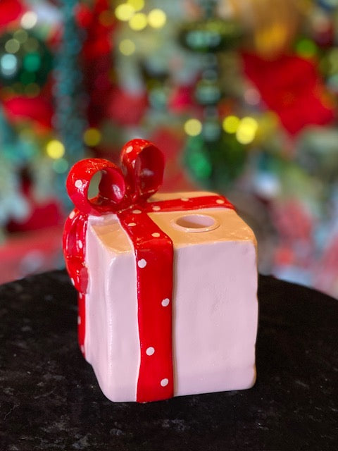 PINK PRESENT CANDLE HOLDER ECA075B