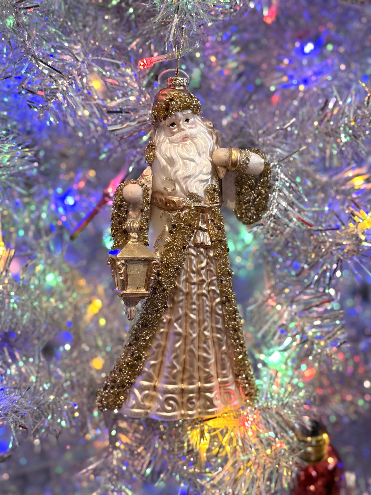 IVORY AND CHAMPAGNE GLASS SANTA ORNAMENT fca147