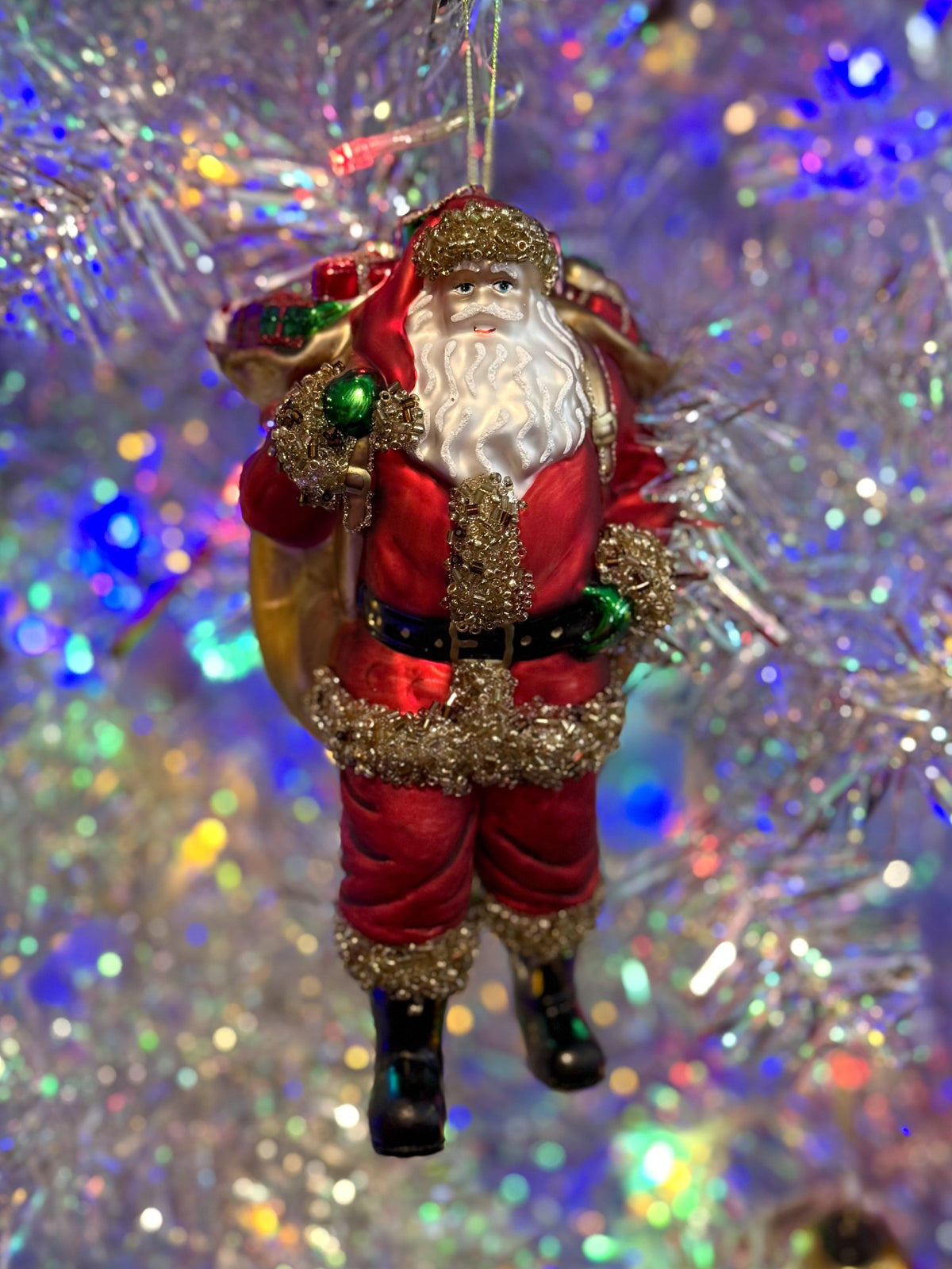 SANTA WITH PRESENT SACK GLASS ORNAMENT FCA159