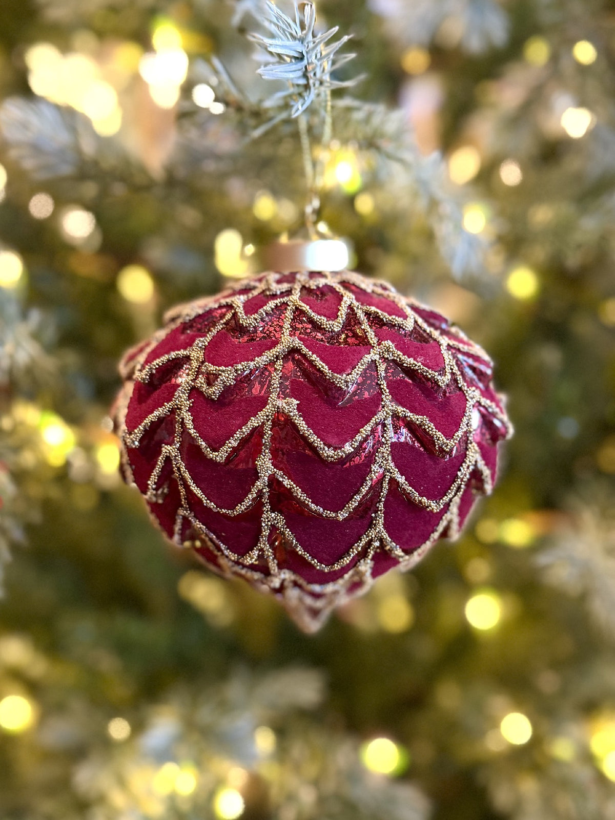 BURGUNDY VELVET DRAPED ONION BAUBLE FCI014