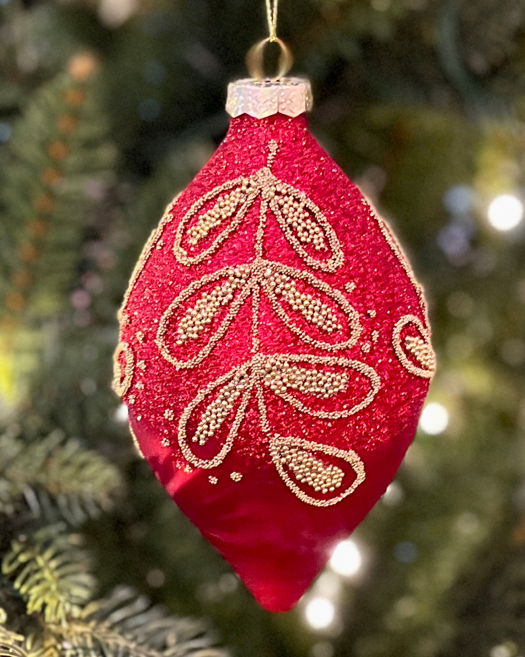 GOLD RED LEAF TEARDROP HANGING ORNAMENT RAM005