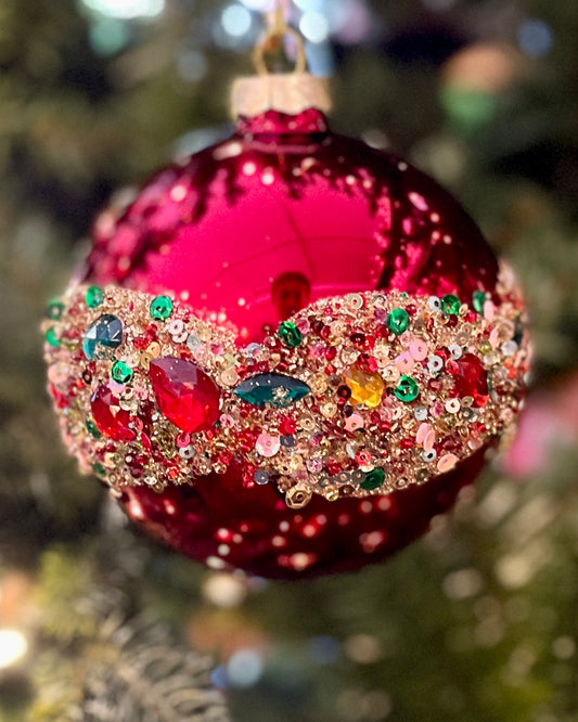 RED GEMS ROUND HANGING ORNAMENT RAM148