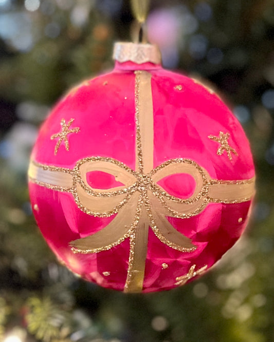 PINK WITH GOLD BOW ROUND HANGING ORNAMENT RAM319