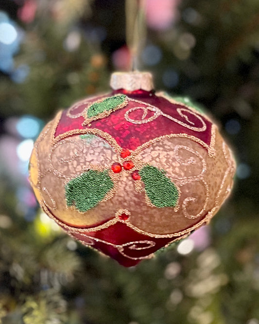 RED GOLD HOLLY ONION HANGING ORNAMENT RAM335