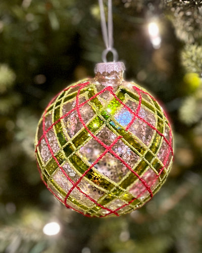 RED GREEN PLAID ROUND GLASS HANGING ORNAMENT RAM396