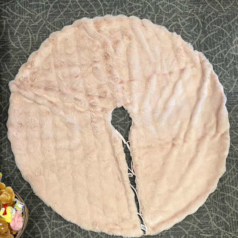 DUSTY PINK FAUX FUR TREE SKIRT 150CM RAY605