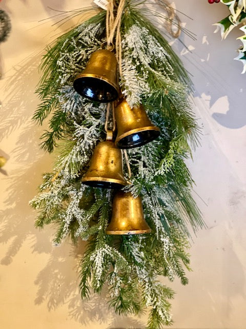 GREEN PINE SWAG HANGER RLY603