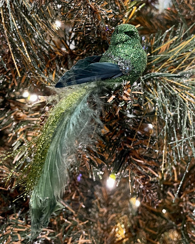 GREEN FAUX FEATHER BIRD CLIP ON RNE016