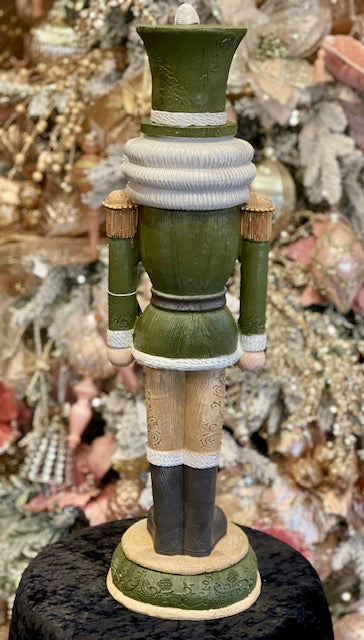 WOODLAND GREEN NATURAL LARGE NUTCRACKER RSM013