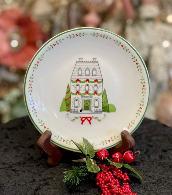 TOPIARY VILLAGE SET OF 4 MINI PLATES 15CM RTM648