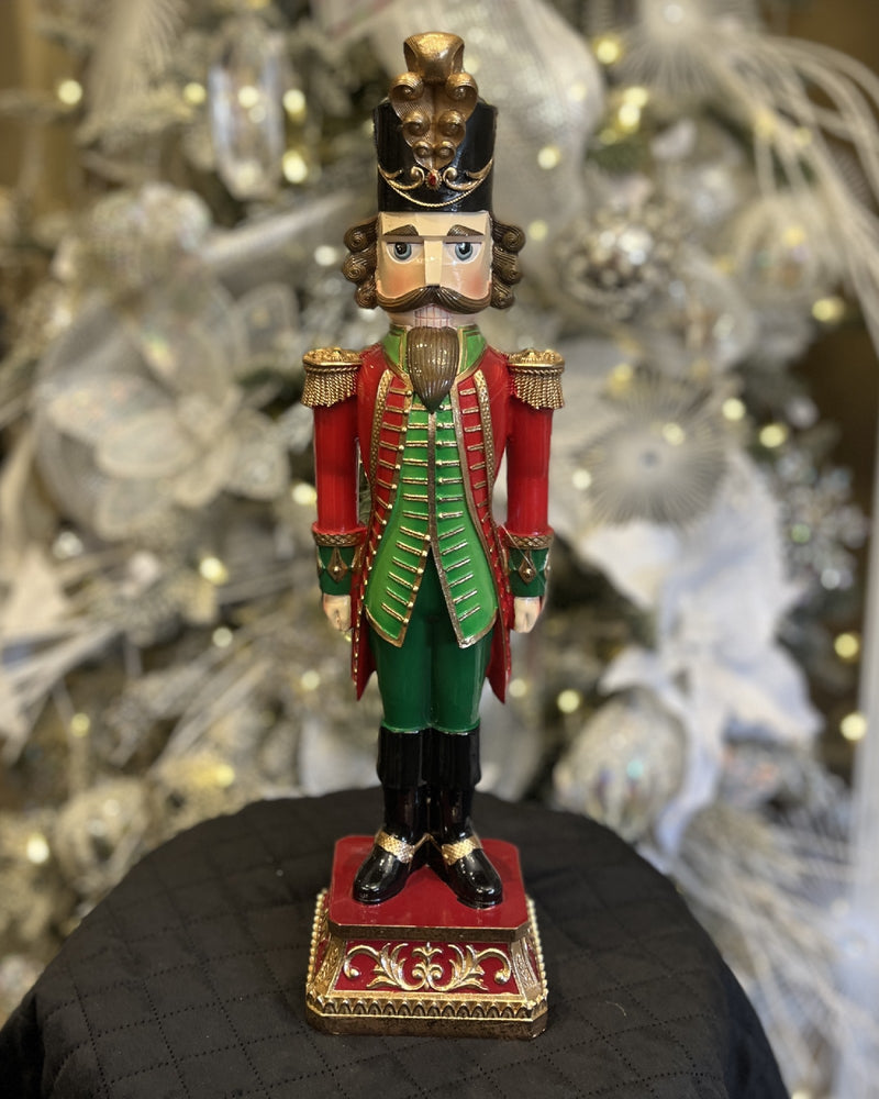 45CM TRADITIONAL NUTCRACKER RTM671