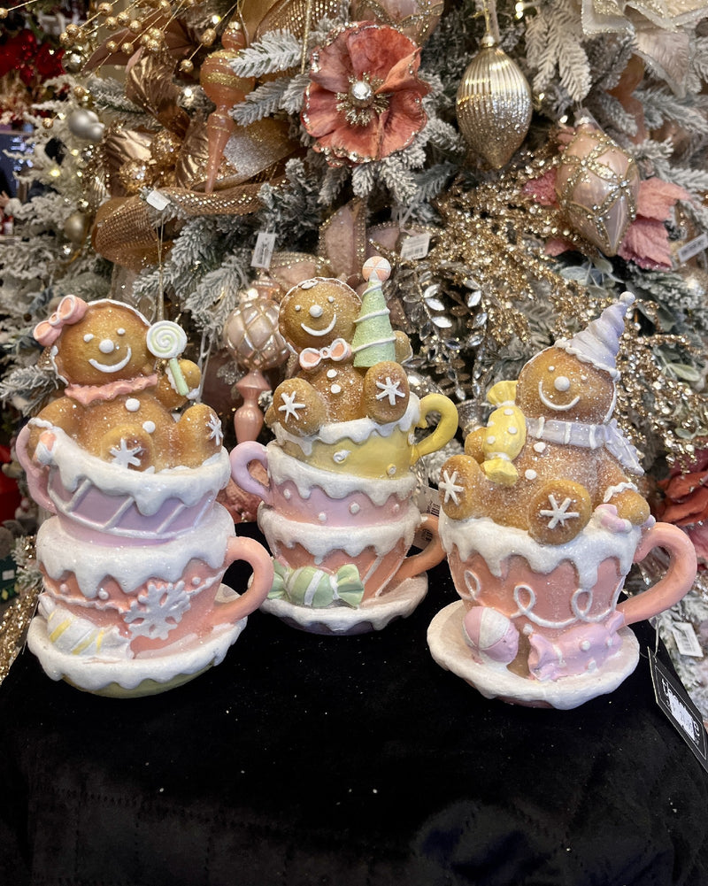 THREE TEACUP PASTEL GINGERBREAD STACK RXY019