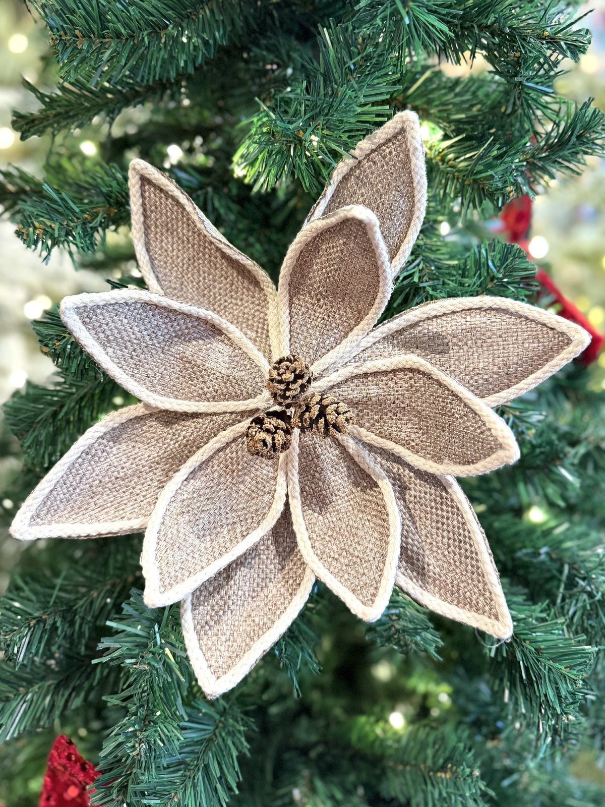 Poinsettia w/Trim Stem Fabric XM2189