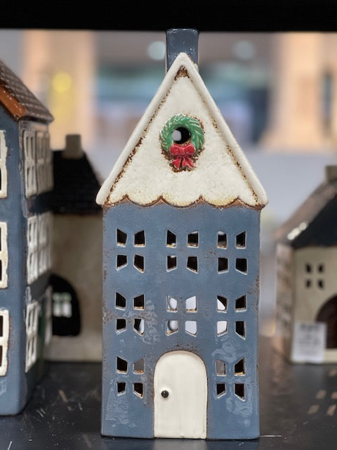 ALSACE CHRISTMAS VILLAGE LARGE BLUE HOUSE WITH WREATH YA0082