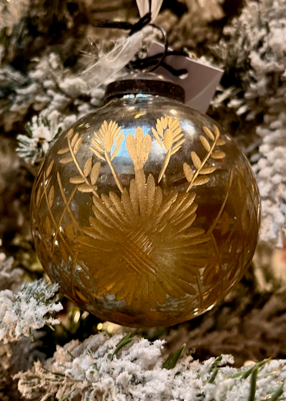 AMINA GOLD LUSTRE GLASS BAUBLE SO0195