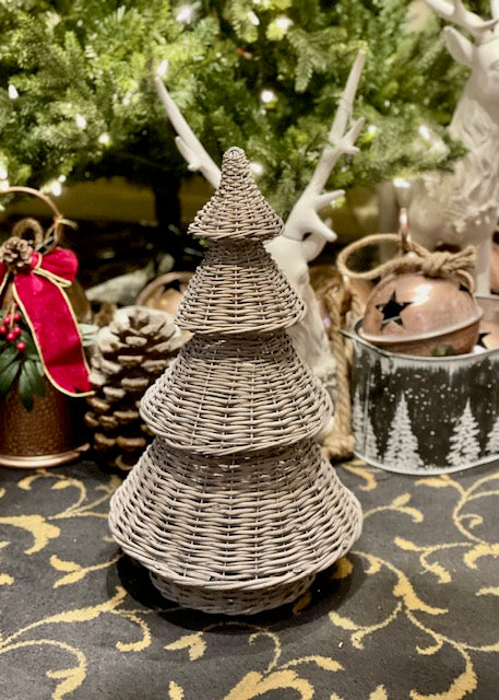 MEDIUM WILLOW CHRISTMAS TREE BK0004