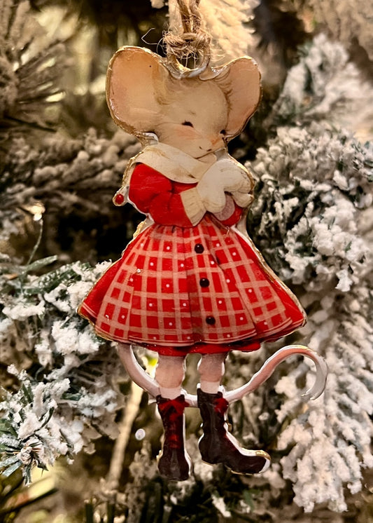 Maggie Red Check Hanging Mouse LT0159