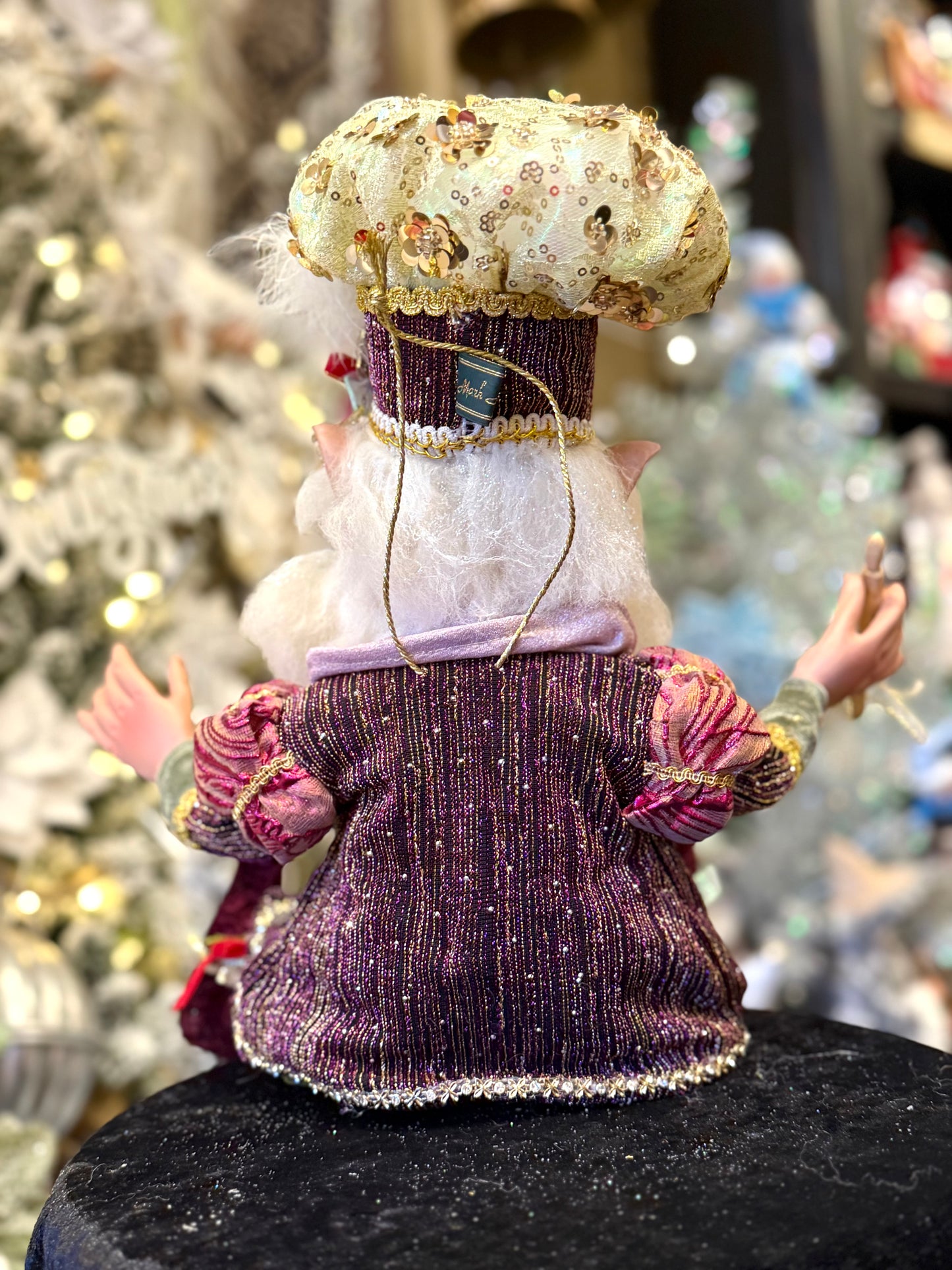 MARK ROBERTS - Medium Confectioner Elf 51-64066