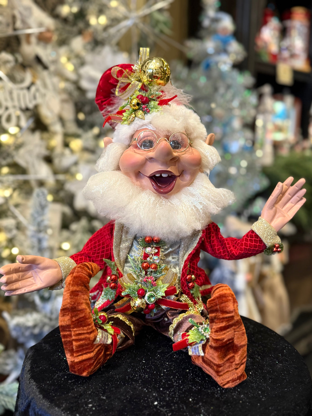 MARK ROBERTS - Medium Jolly Holly Elf 51-64082