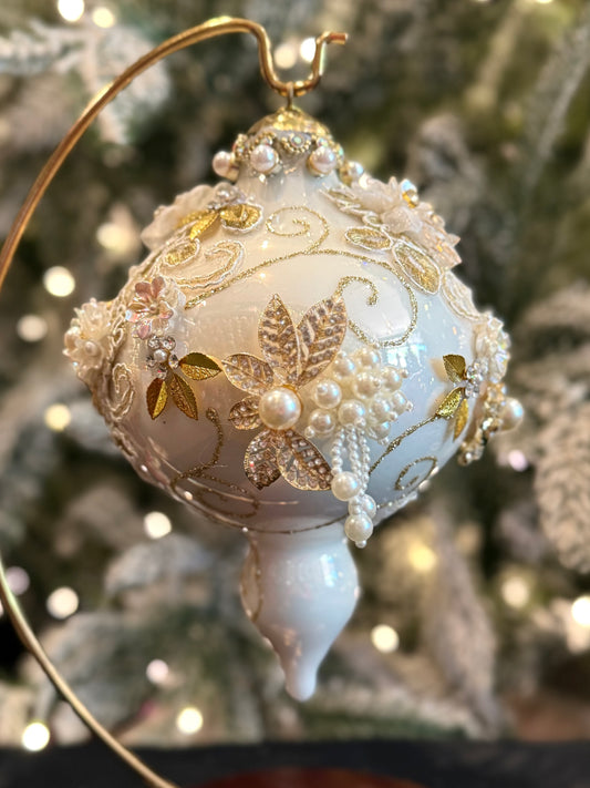 MARK ROBERTS - White Kings Jewel Extra Fancy Finial Ornament 36-61512